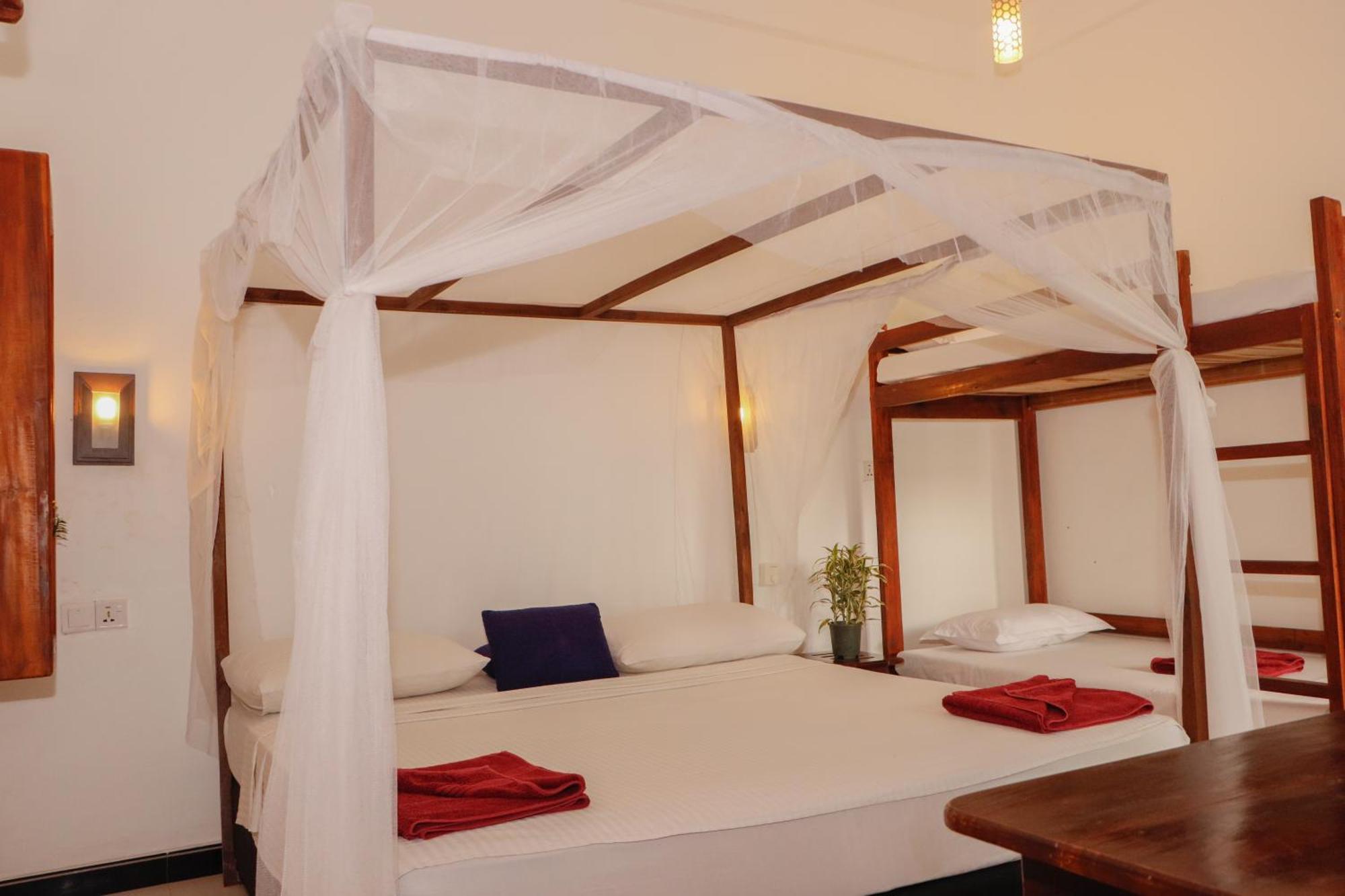 Popoyo Surf Resort Аругам Бей Екстериор снимка