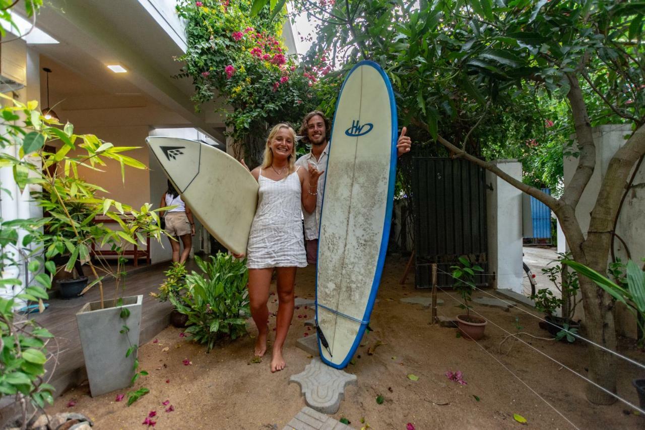 Popoyo Surf Resort Аругам Бей Екстериор снимка